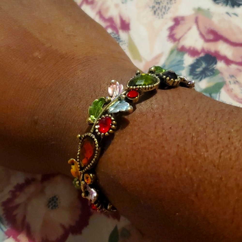 Multicolored jewel bracelet